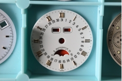 Dial eta 2892-2 moonphase...